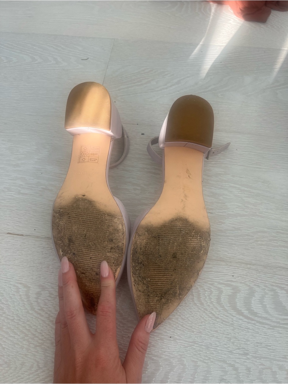 Aldo Lavender Pointed Block Heel Pumps with Ankle Strap - Picture 3 of 6